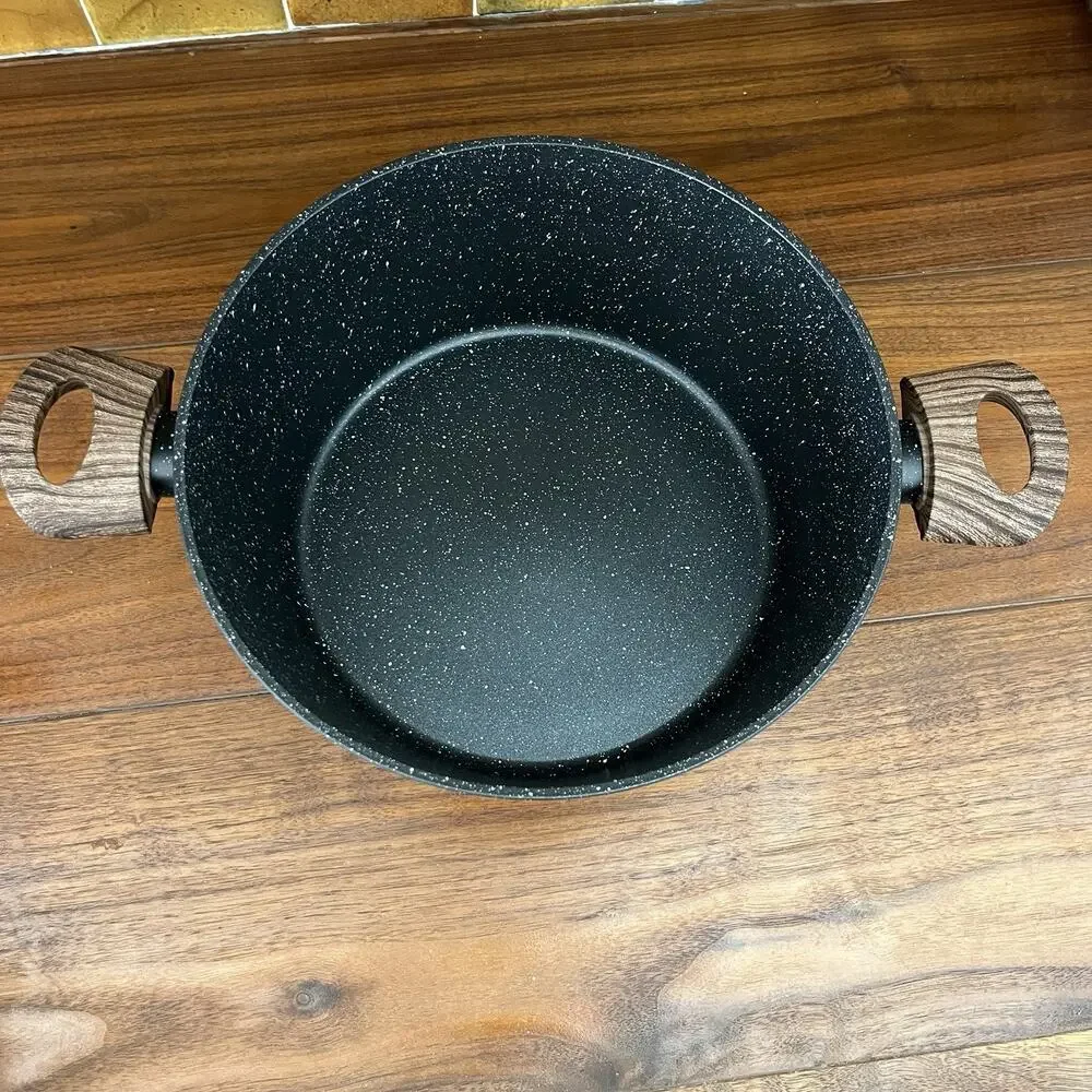 Black Speckled Aluminum 5 Quart Casserole w/ Steamer and Lid Bakelite Handles